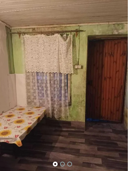 У Львові здають квартиру за 2500 гривень без туалету та води: як вона виглядає (фото)