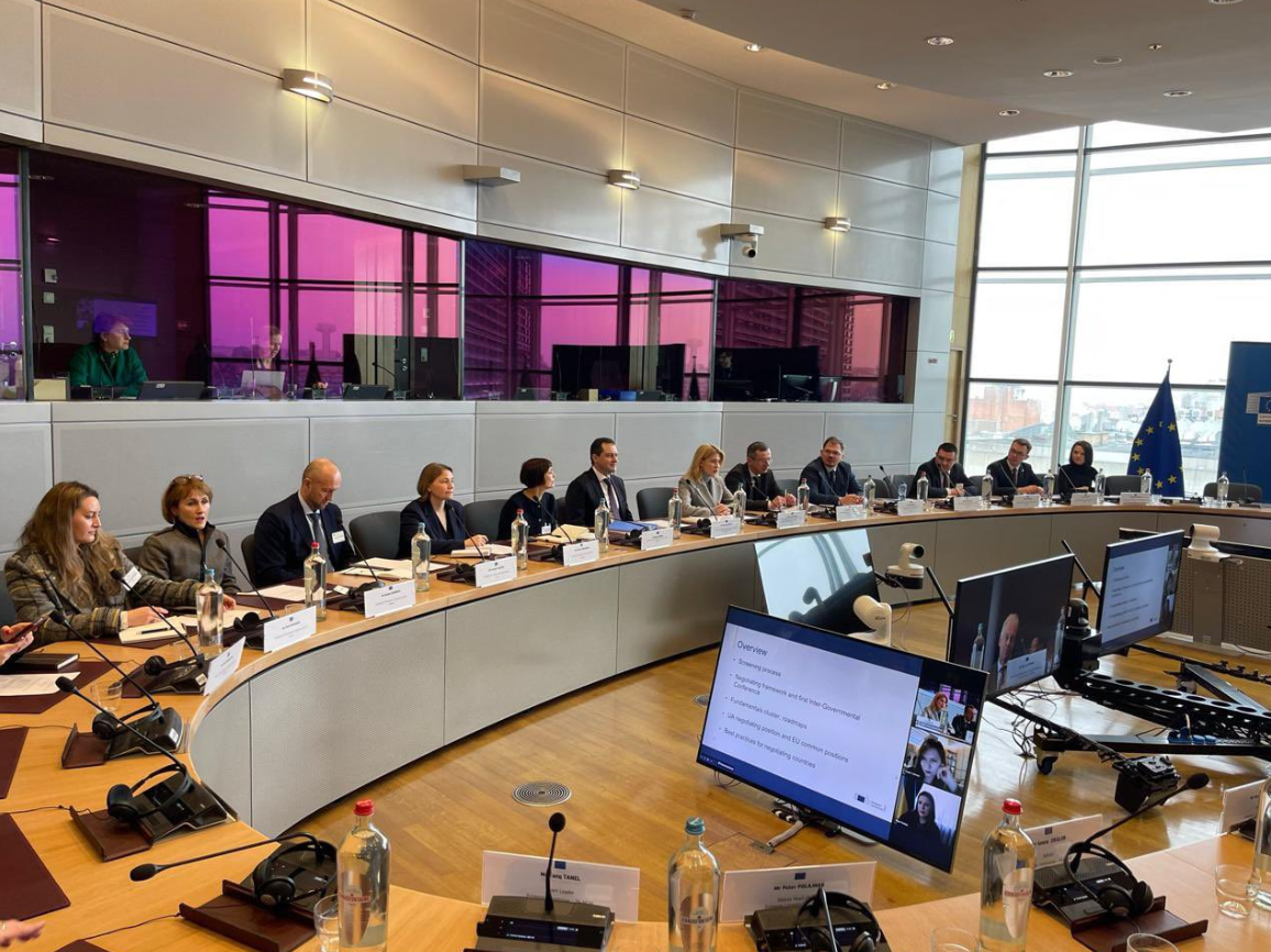 Стефанішина узгодила з єврокомісаром деталі щодо переговорів про вступ України до ЄС