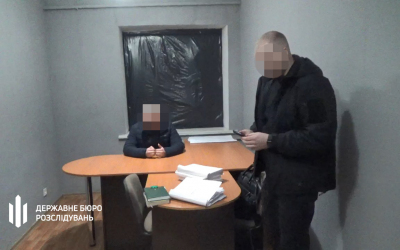 Чиновник воинской части незаконно насчитал 600 тысяч гривен "боевых", его ждет суд