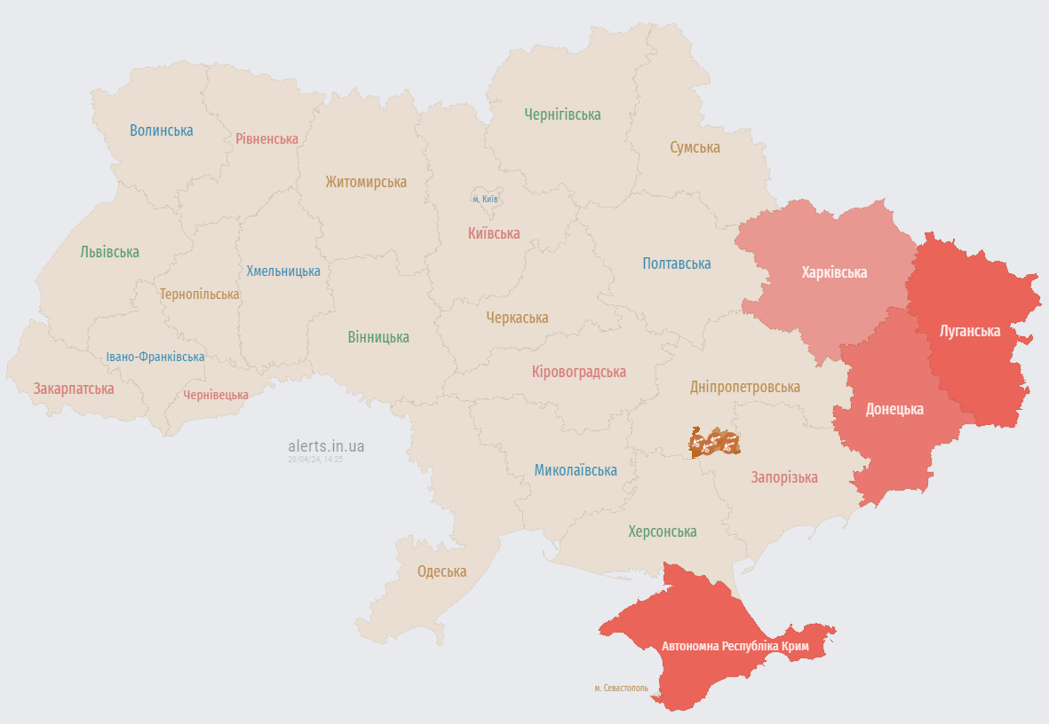 Росіяни знову обстрілюють Харків, у місті вибухи