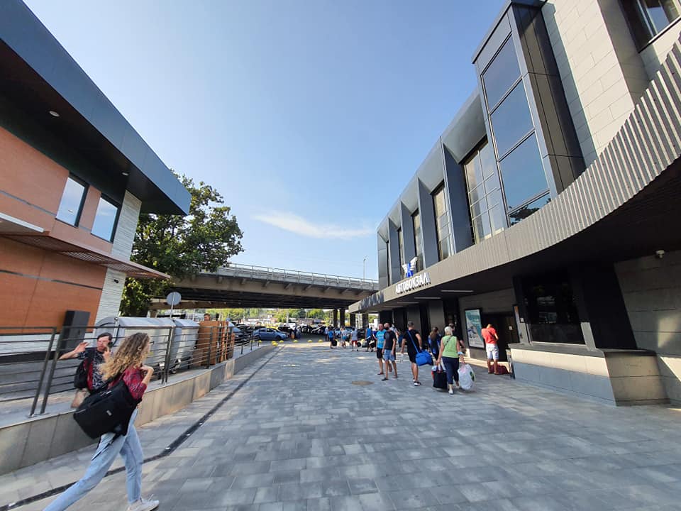 Смотрите новые фото киевского автовокзала после капремонта: бездомные остались