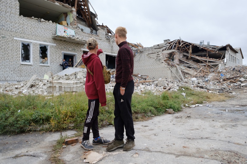 "Окупанти ховались за нашими спинами": репортаж зі звільнених Балаклії та Ізюма