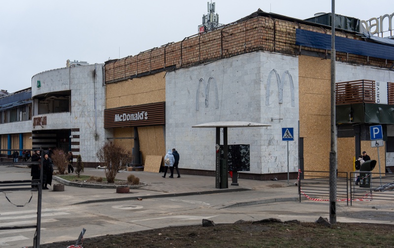 Бронь для працівників і плани на 500 закладів: як працює "МакДональдз" під час війни