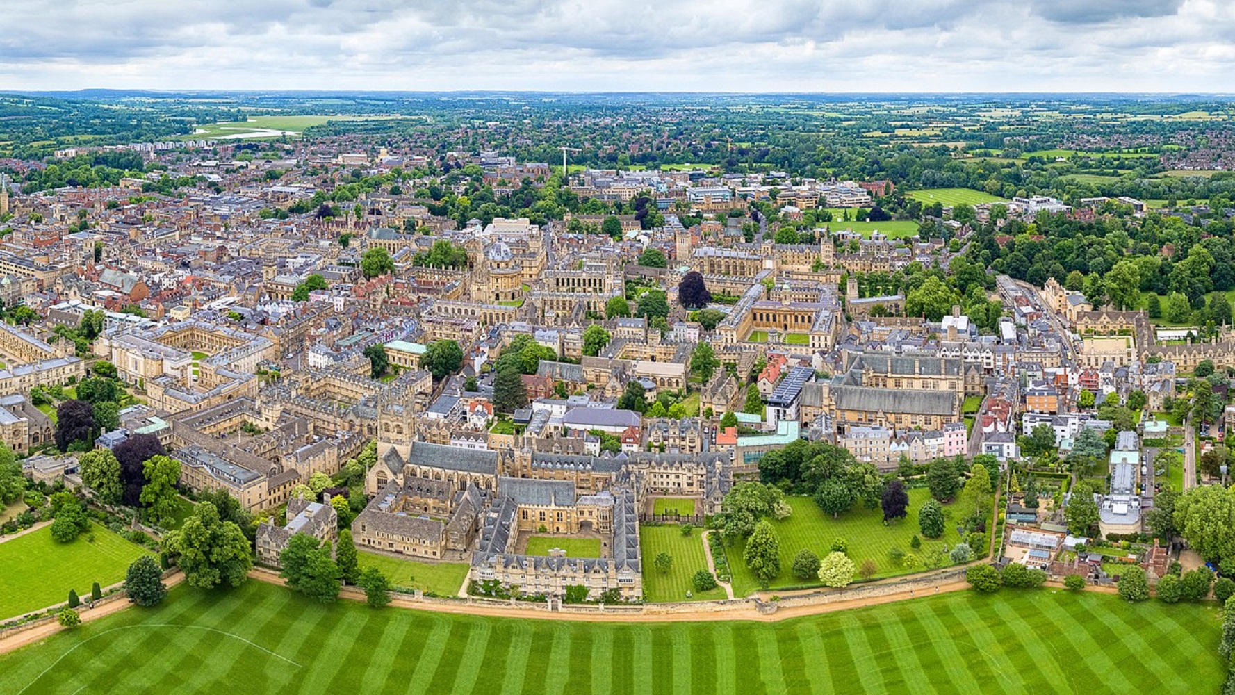 Туди усі рвуться: 5 найкращих країн для навчання українських студентів у 2025 році