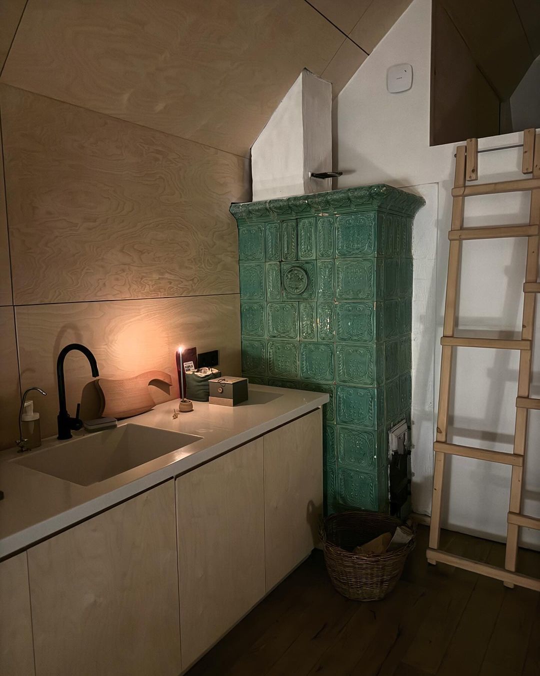 Мишина в Таиланде, Кароль - в Буковеле: где отдыхают украинские звезды на новогодние праздники