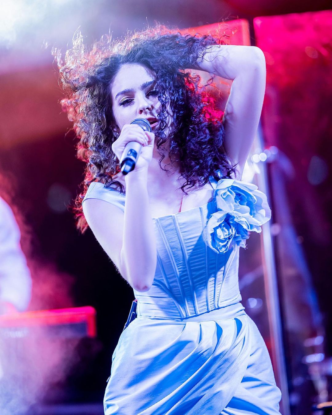 Як сьогодні виглядає Маша Собко, яка своїм співом підкорила "Фабрику зірок" і Нацвідбір на "Євробачення"