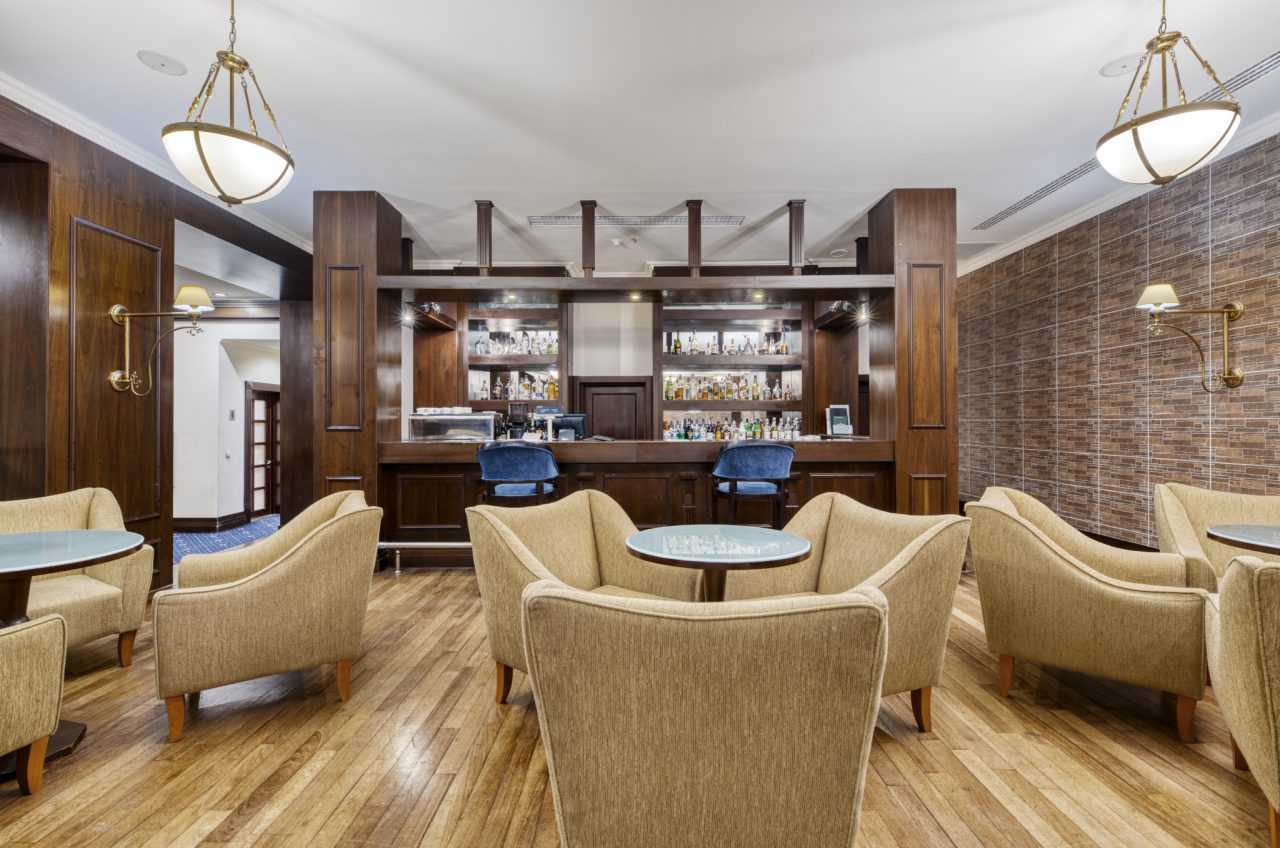 Смотрите, как выглядит элитный отель в Трускавце, где заседают "слуги народа"