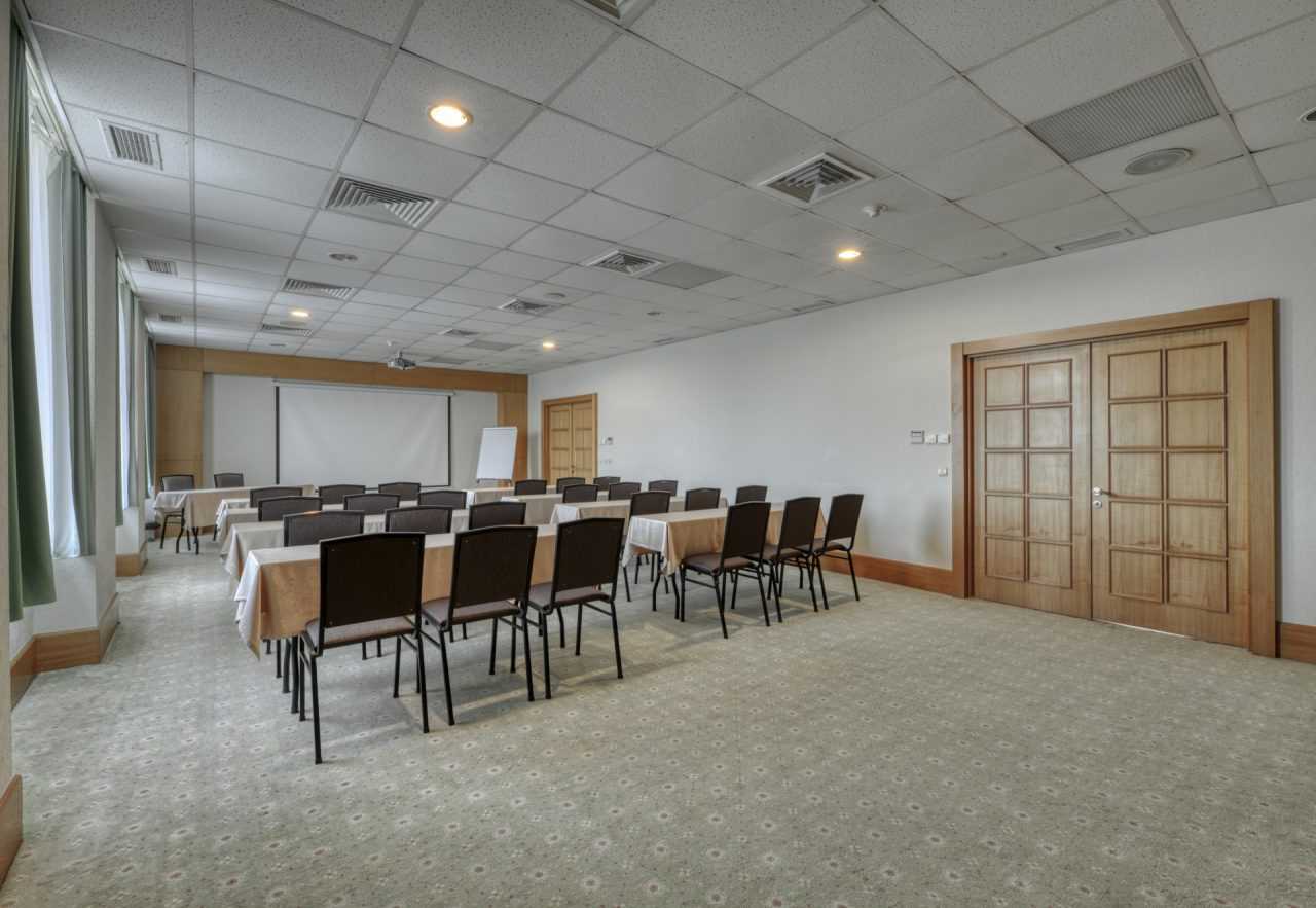 Смотрите, как выглядит элитный отель в Трускавце, где заседают "слуги народа"