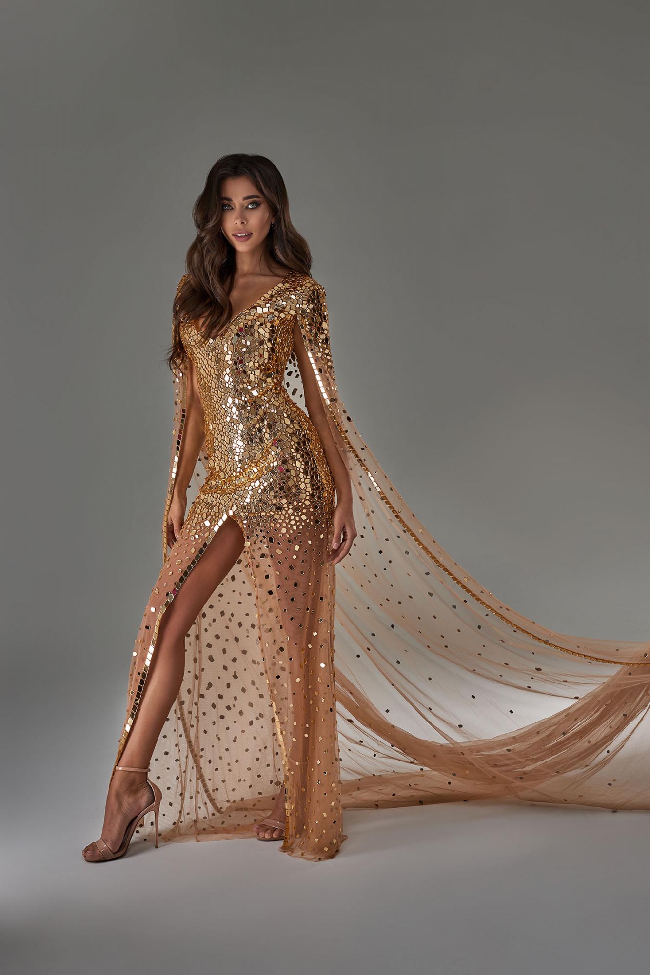 Мисс Вселенная 2021: что известно о платье Анны Неплях, которое называют "вышитым кодом Украины"