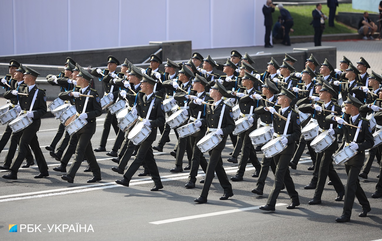 Яскраві фото з параду до Дня Незалежності України: гордості немає меж!