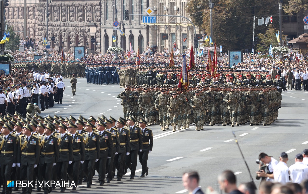 Яркие фото с парада ко Дню Независимости Украины: гордости нет границ!