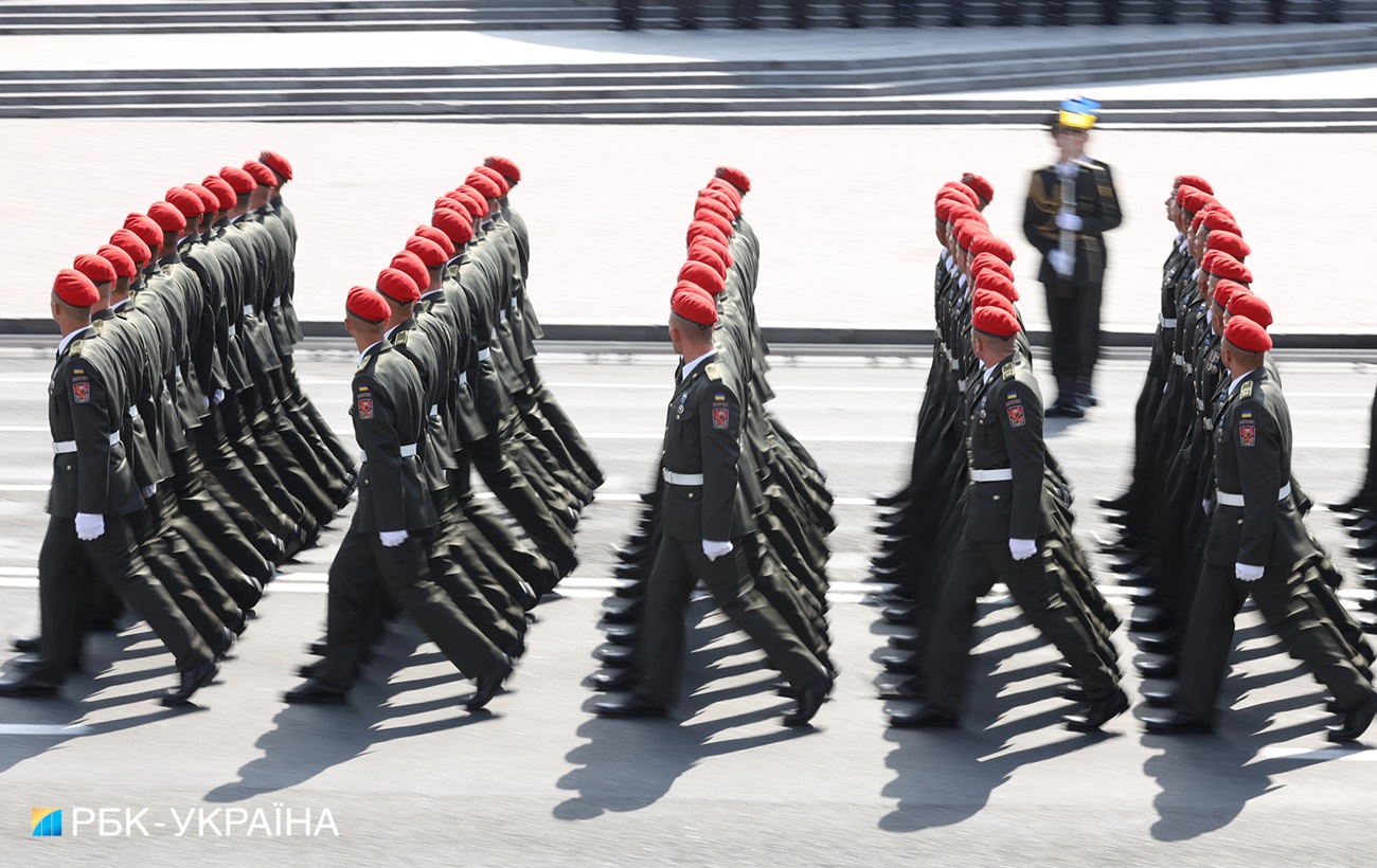 Яскраві фото з параду до Дня Незалежності України: гордості немає меж!