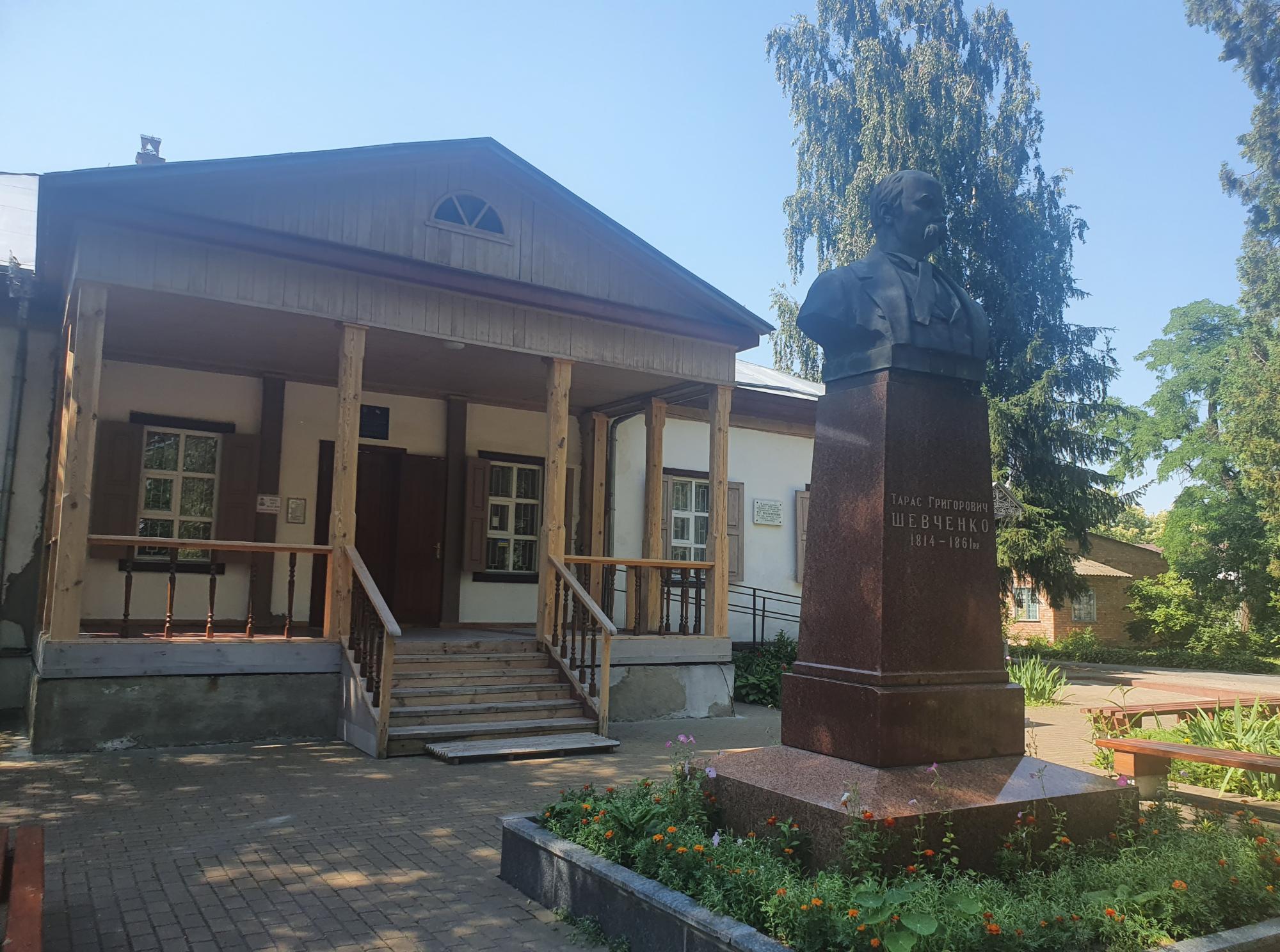 177 років "Заповіту": як виглядає дім, у якому Шевченко написав знаменитий вірш (фото)