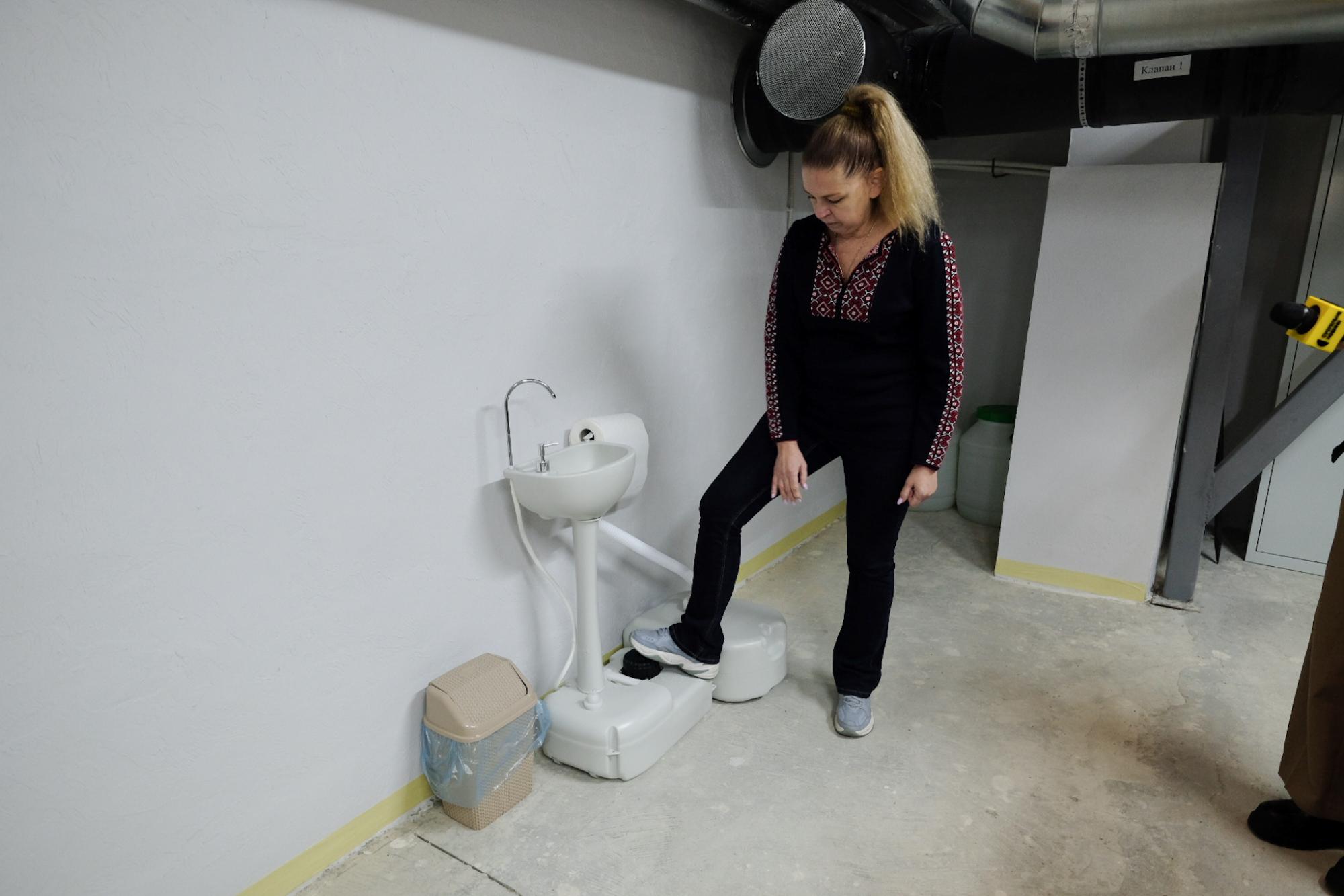 Зроблено для людей: так виглядають пункти обігріву в Києві (фото)