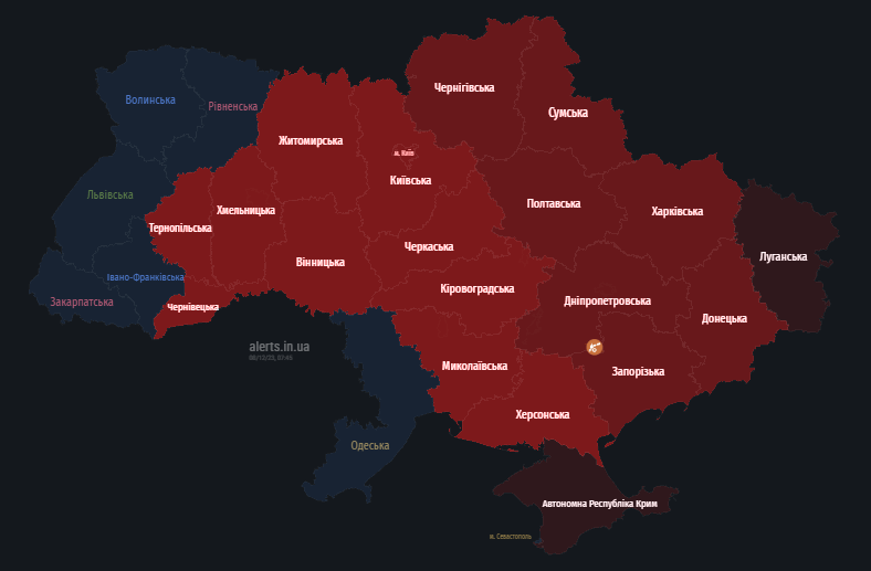 В Киеве были слышны взрывы, в области работала ПВО