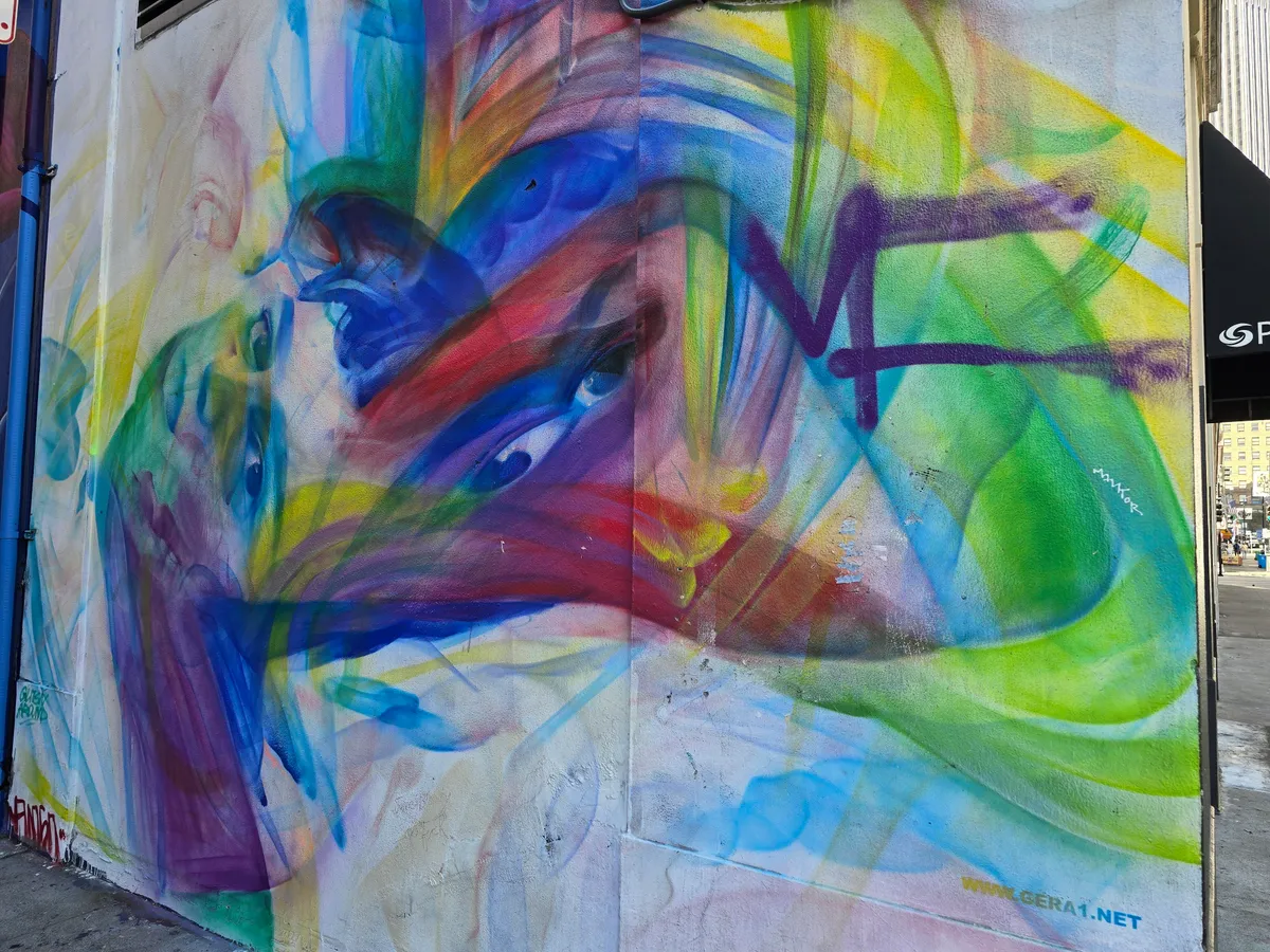 Порівняння камер iPhone 16 Pro Max та Samsung Galaxy S24: який телефон знімає краще (фото)