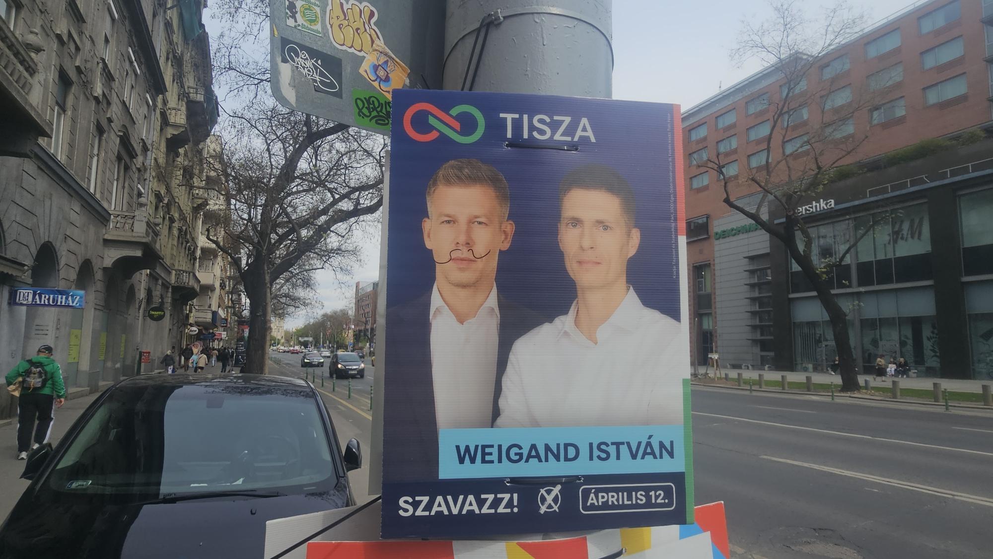 Зеленський на кожному кроці: як Орбан використовує Україну в агітації. Репортаж із Будапешта