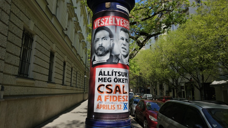 Зеленський на кожному кроці: як Орбан використовує Україну в агітації. Репортаж із Будапешта