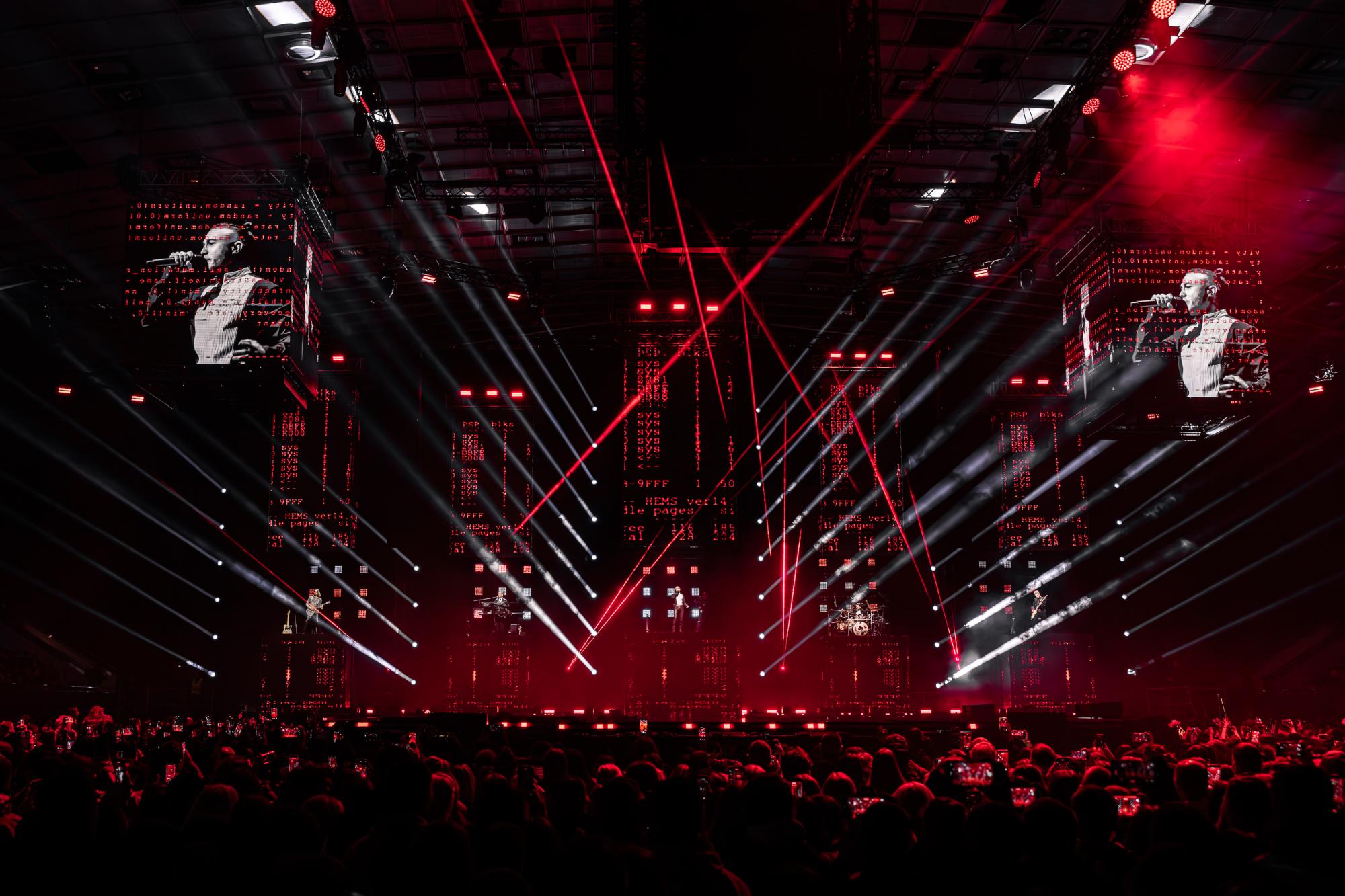 "Антитела" завершили тур тремя аншлагами во Дворце спорта: чем удивили в Киеве