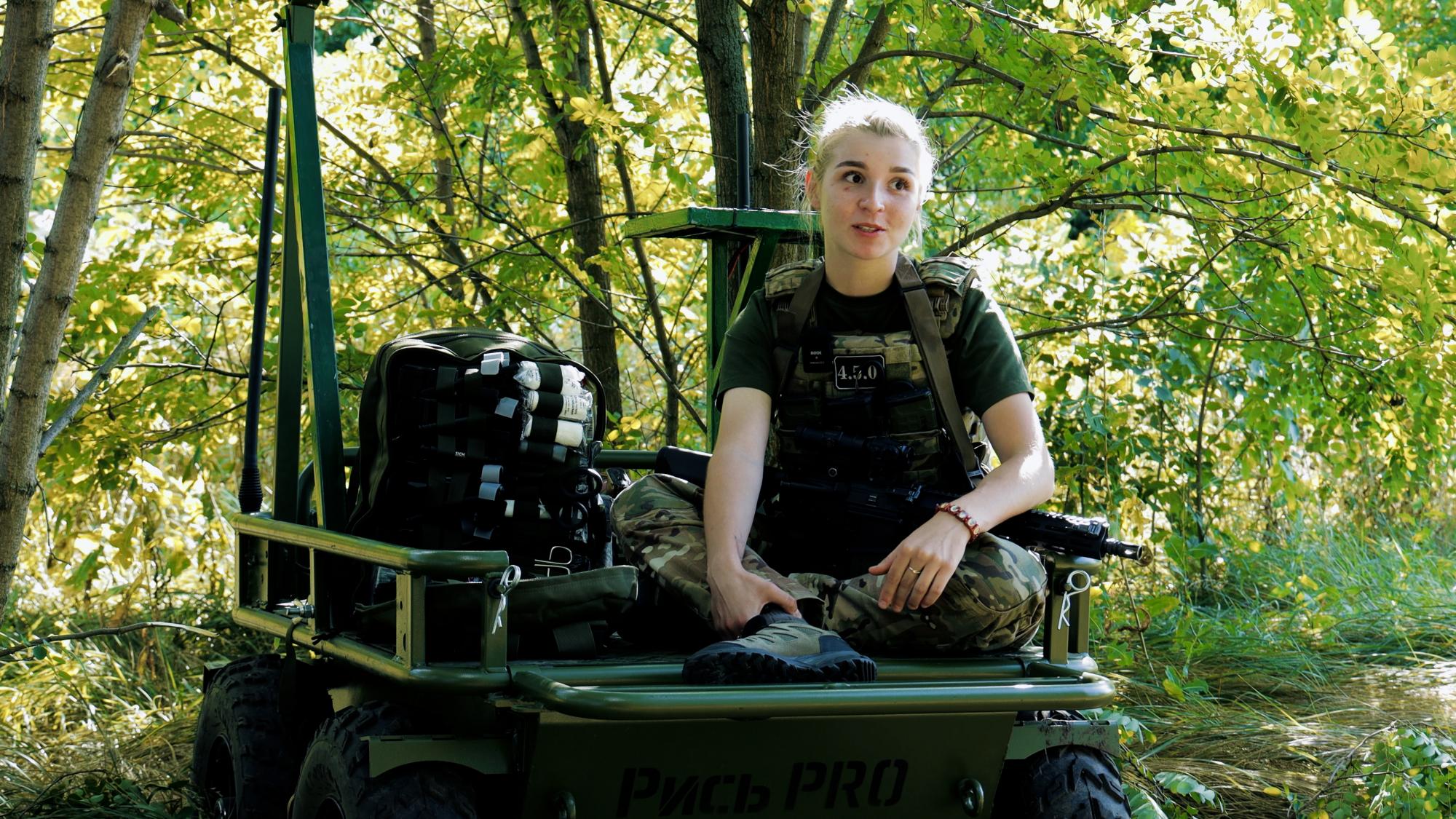 "Я воюю за тих, хто вже не може". Фронтові історії жінок 47-ї бригади "Магура"