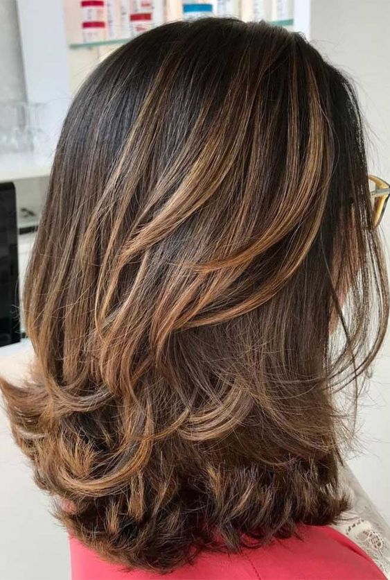 Будьте в тренді! Три найкрасивіші стрижки на осінь 2023, які захоче мати кожна модниця (фото)