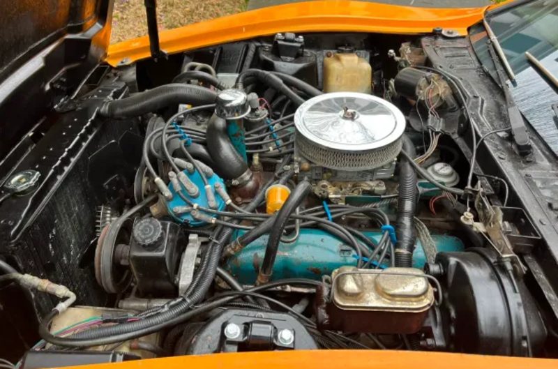 Незвичайний раритет: на продаж виставили рідкісний спорткар 70-х (фото)