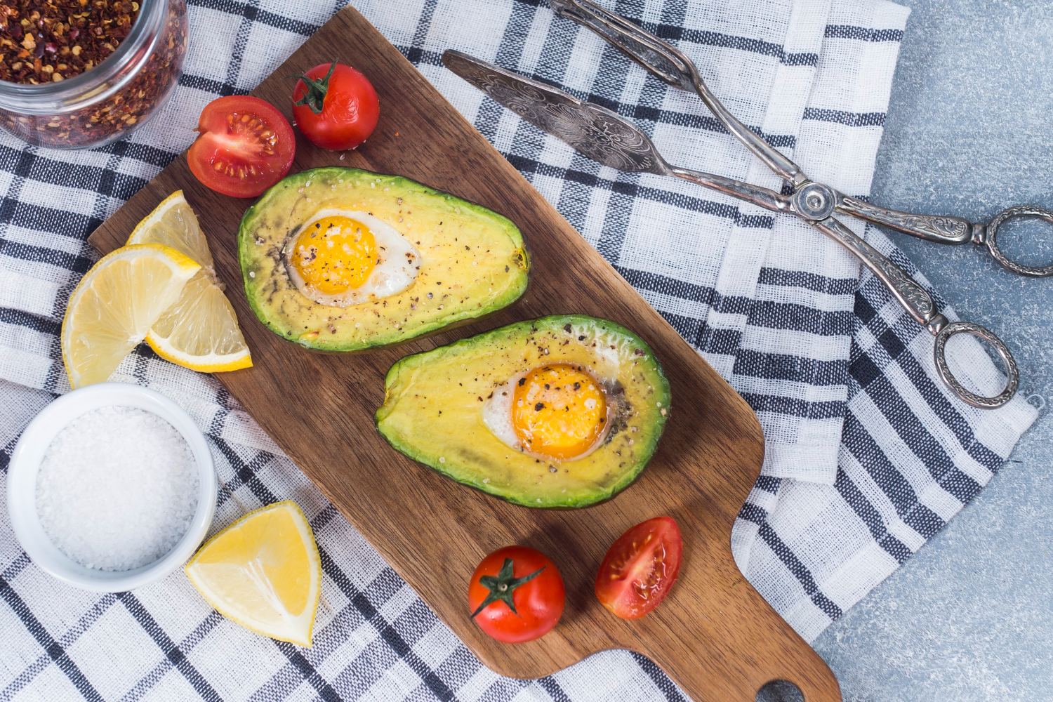 6 простых рецептов с авокадо на обед и ужин