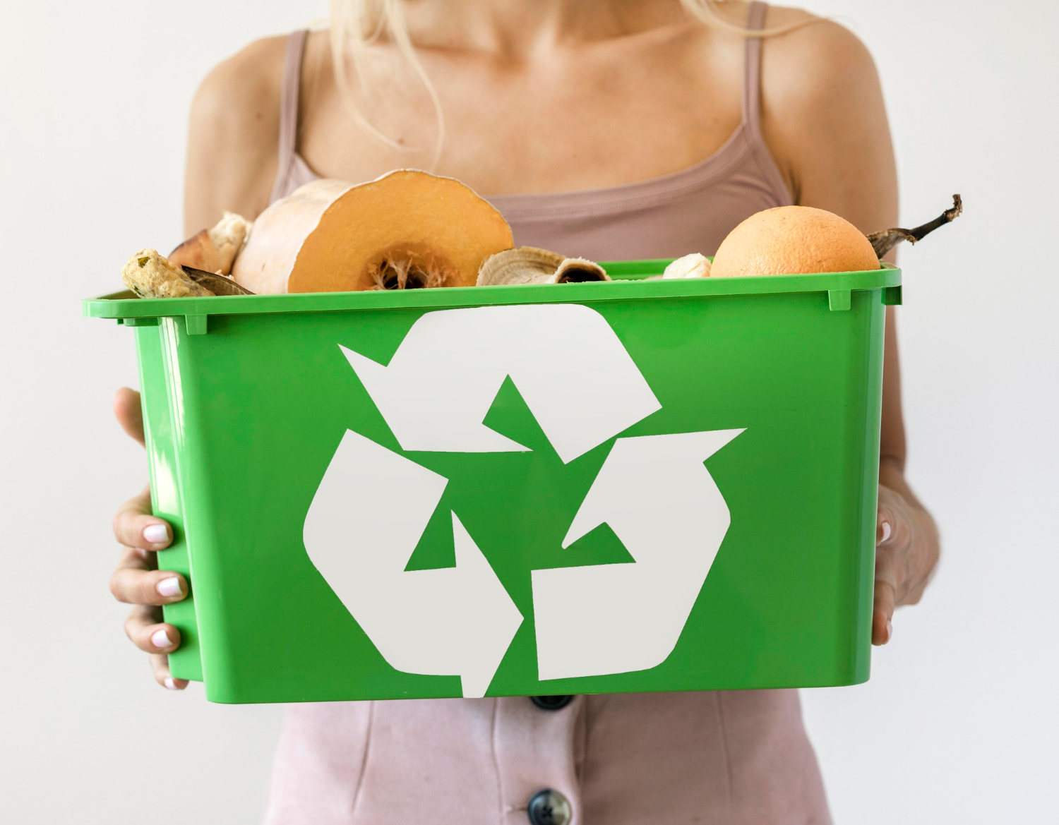 Погано пахне у квартирі? Саме ці 6 звичок влітку псують повітря в домі