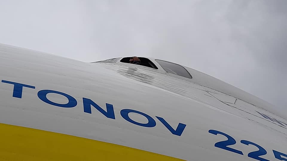 Как выглядит салон самолета "Мрия": что находится внутри гиганта Ан-225