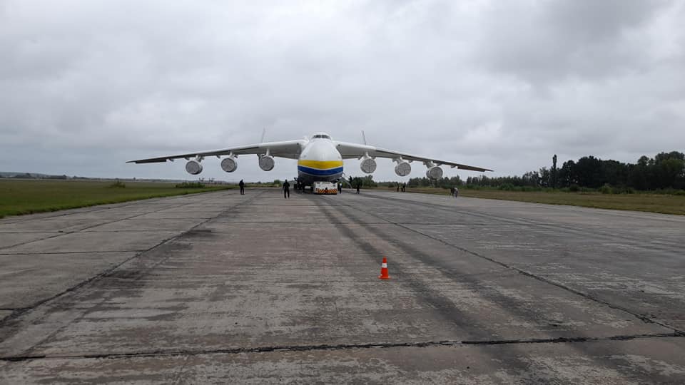 Как выглядит салон самолета "Мрия": что находится внутри гиганта Ан-225