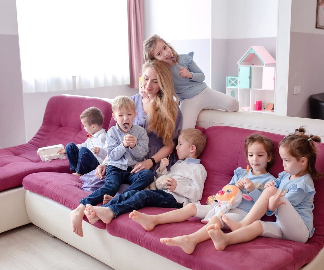 В Одессе женщина родила пятерню, а муж ее бросил: как многодетная мать живет сегодня