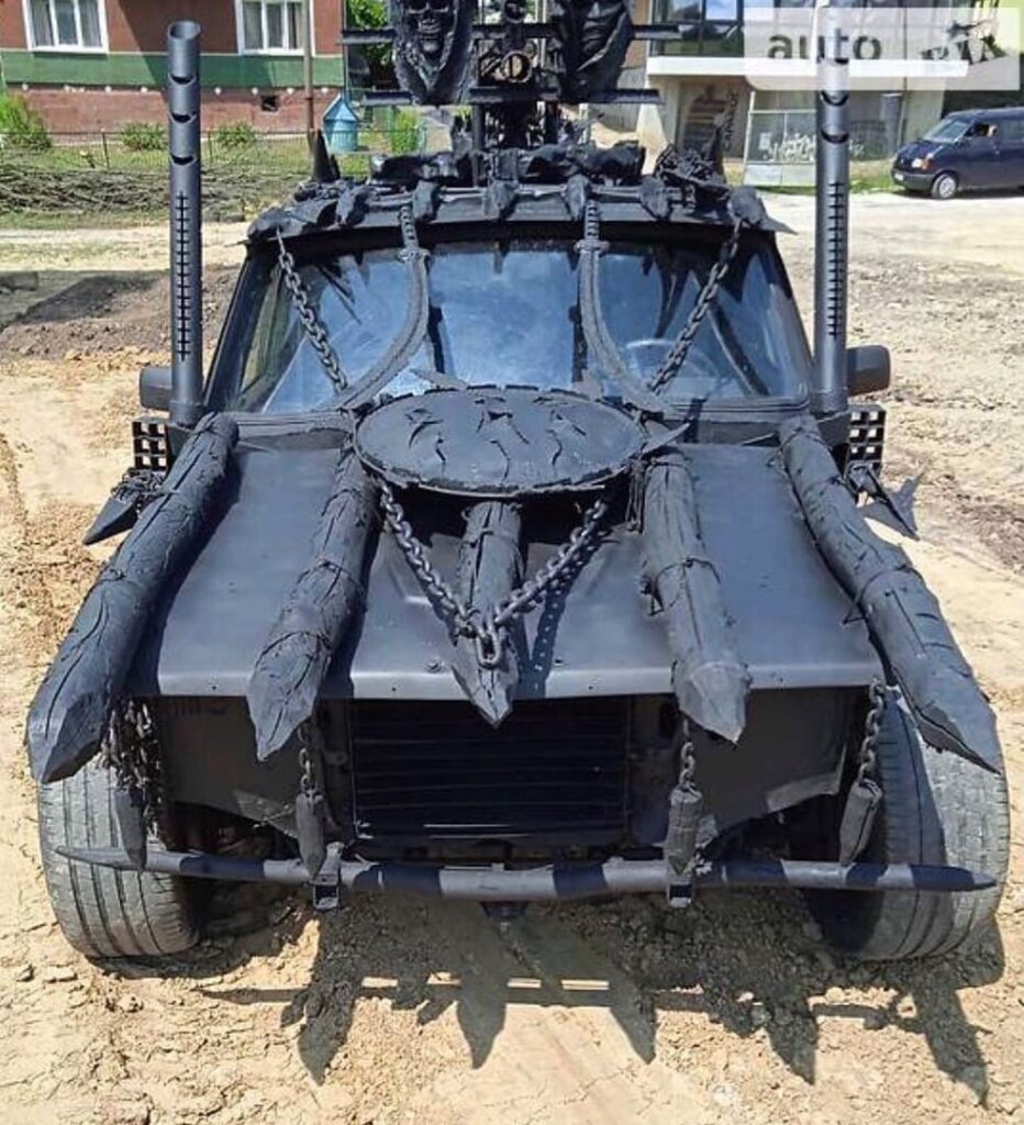 Український автолюбитель створив "монстра постапокаліпсису": як він виглядає