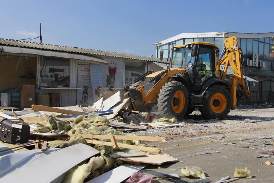 В Киеве полностью "зачистили" рынок "Юность": эпоха канула в Лету (фото)