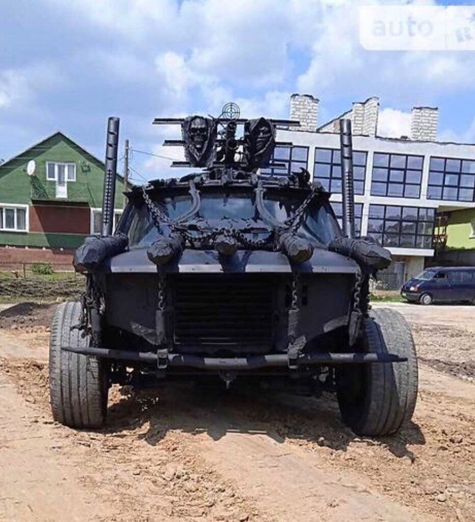 Український автолюбитель створив "монстра постапокаліпсису": як він виглядає