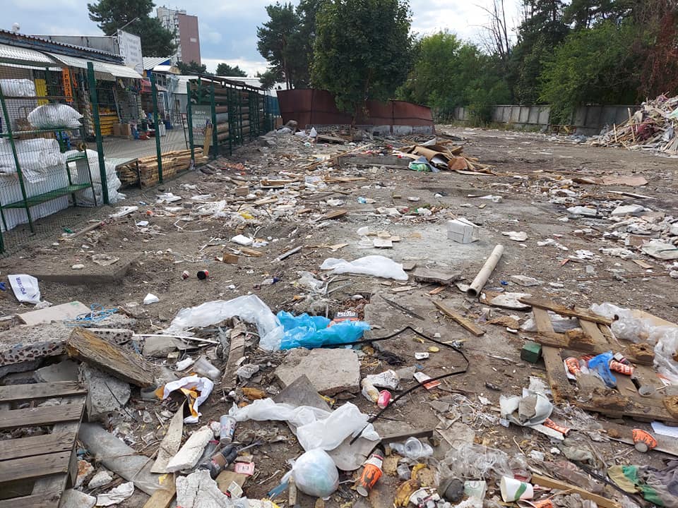 В Киеве полностью "зачистили" рынок "Юность": эпоха канула в Лету (фото)