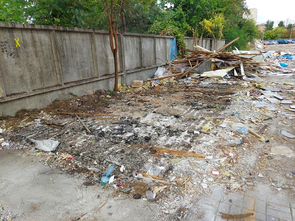 В Киеве полностью "зачистили" рынок "Юность": эпоха канула в Лету (фото)