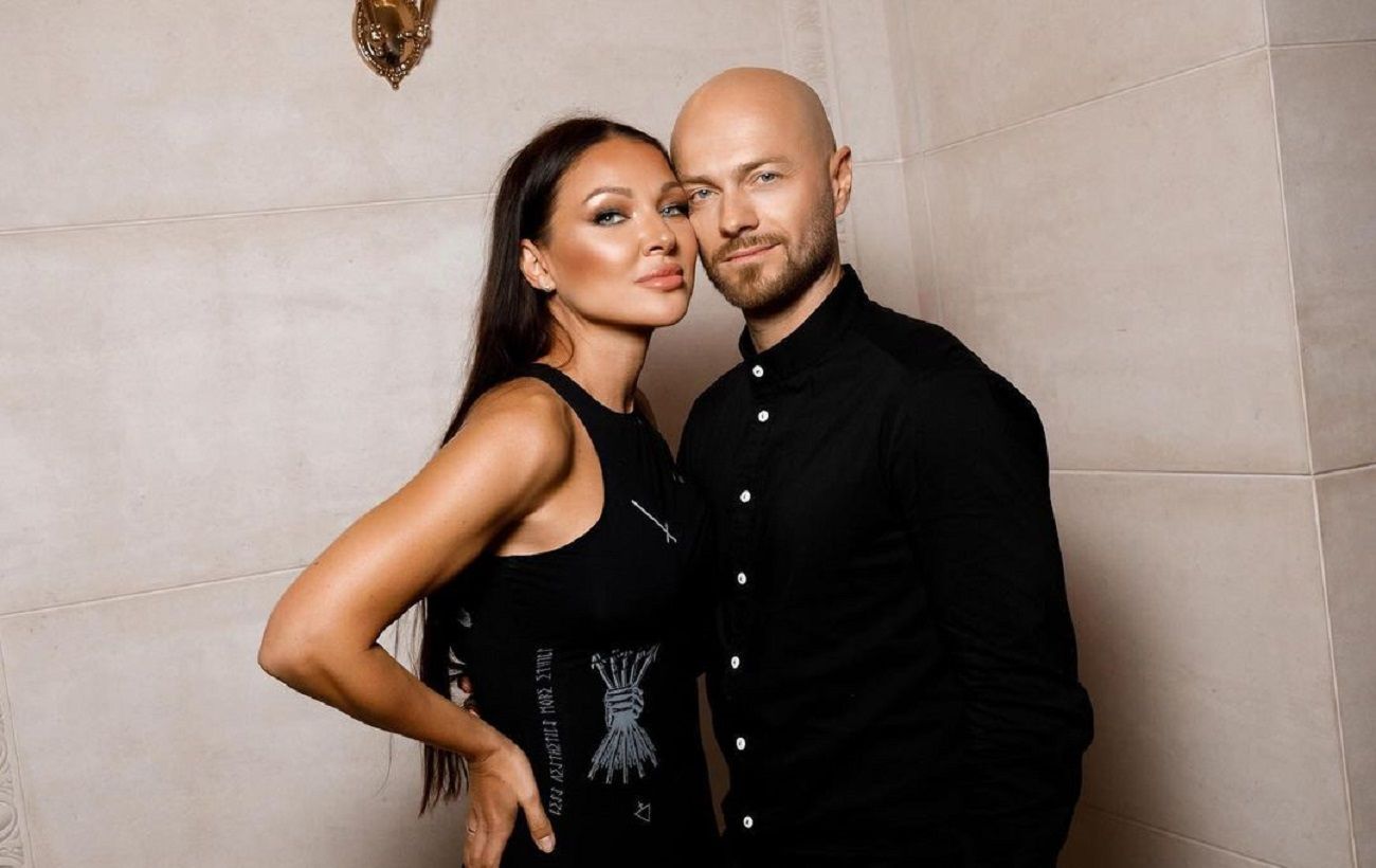 "Допомагаємо на своєму фронті": дружина Влада Ями розповіла, чому хореограф не повернувся в Україну