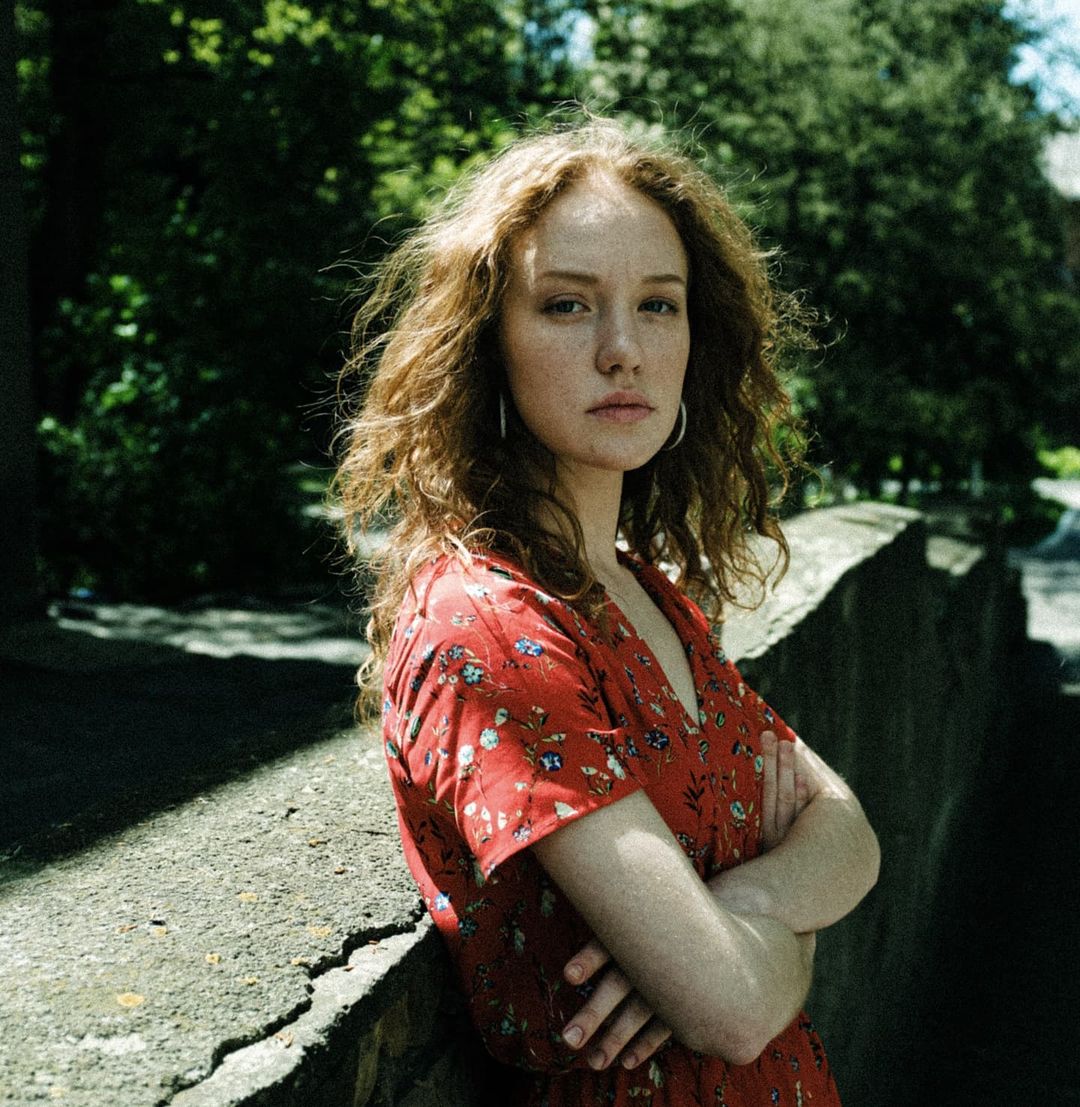 Ходит в темноте и имеет портативный мусорник. Экопривычки актрисы Марии Стопник, которые стоит взять на заметку