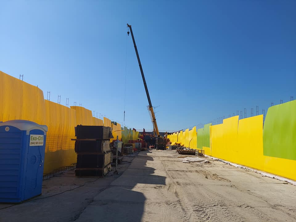 Метро на Троещину все-таки строят. Смотрите свежие фото