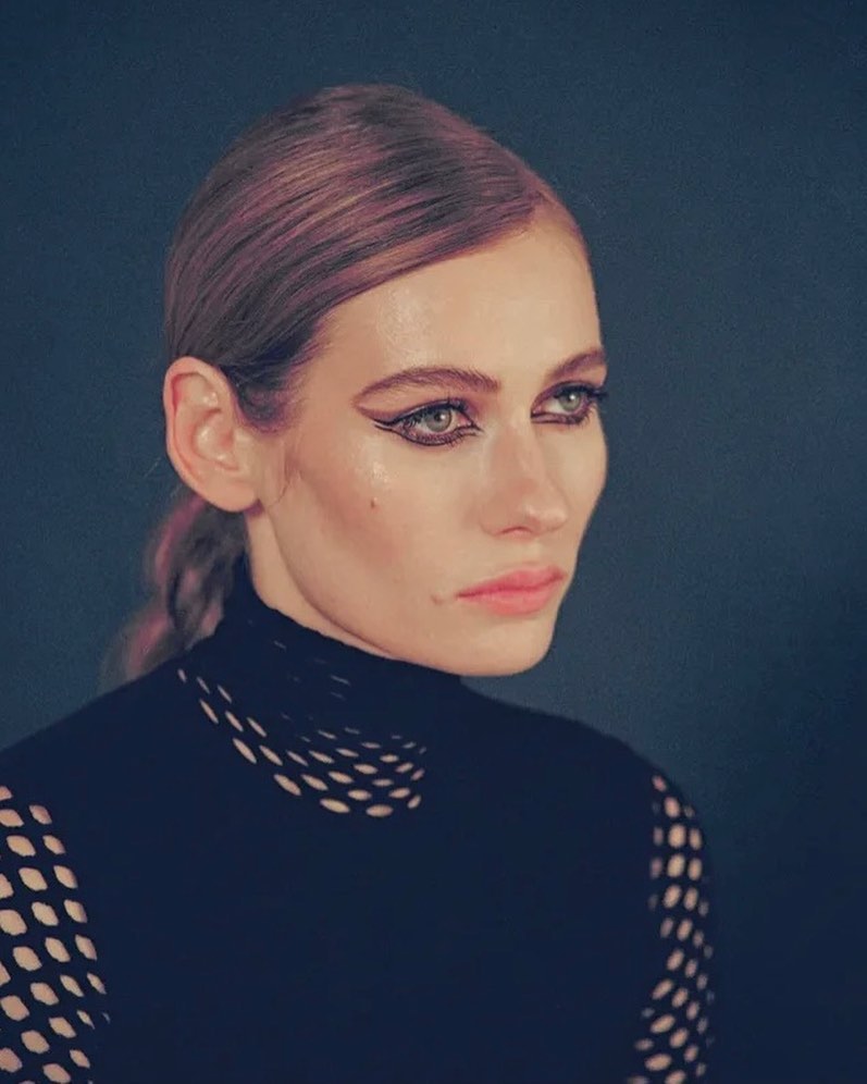 Ексдружина фаната РФ Бардаша "перевзулася" і заявила, що продовжить творити російською мовою