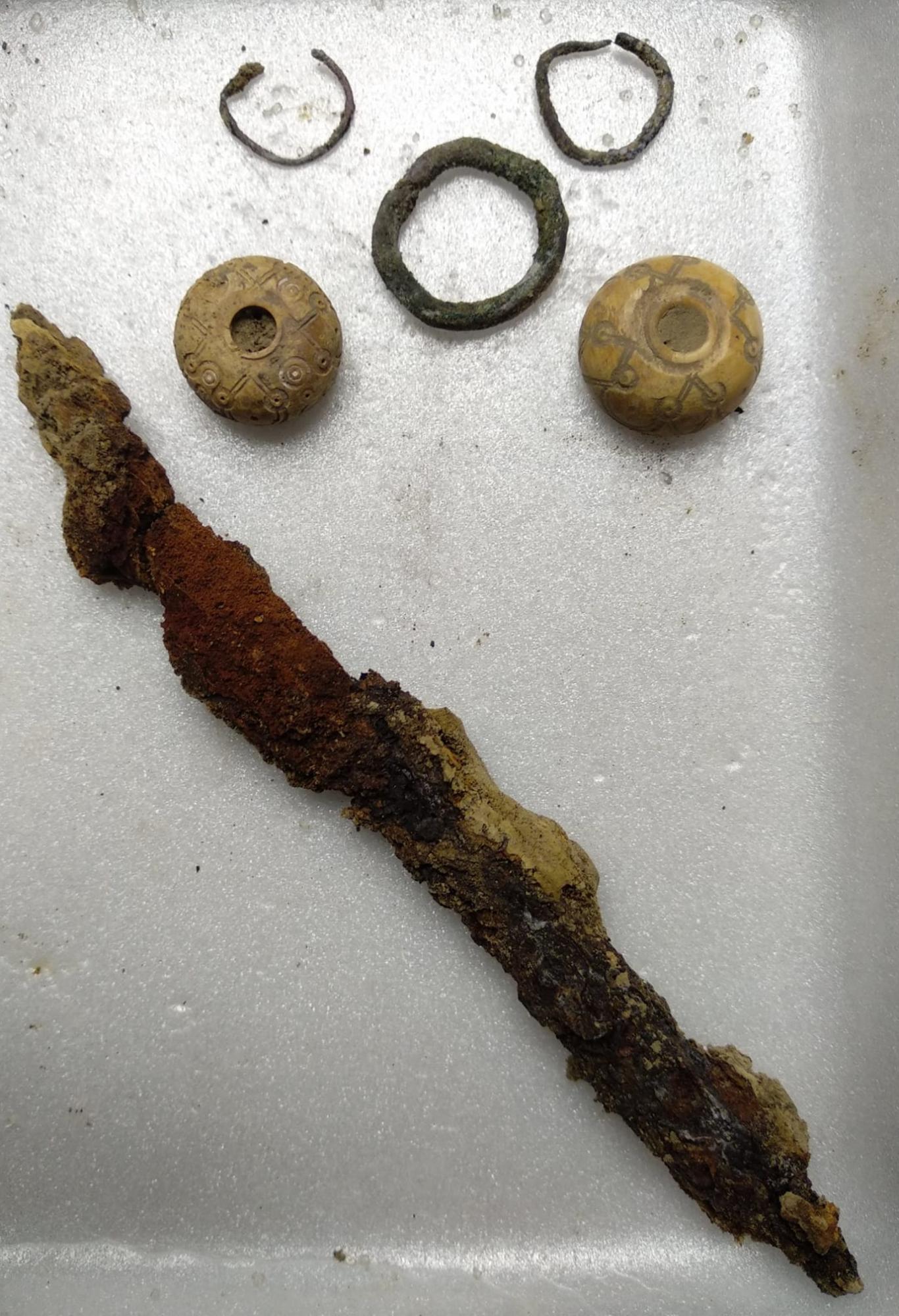 Нова київська таємниця: біля стін Софійського собору знайшли залишки загадкової будівлі (фото)