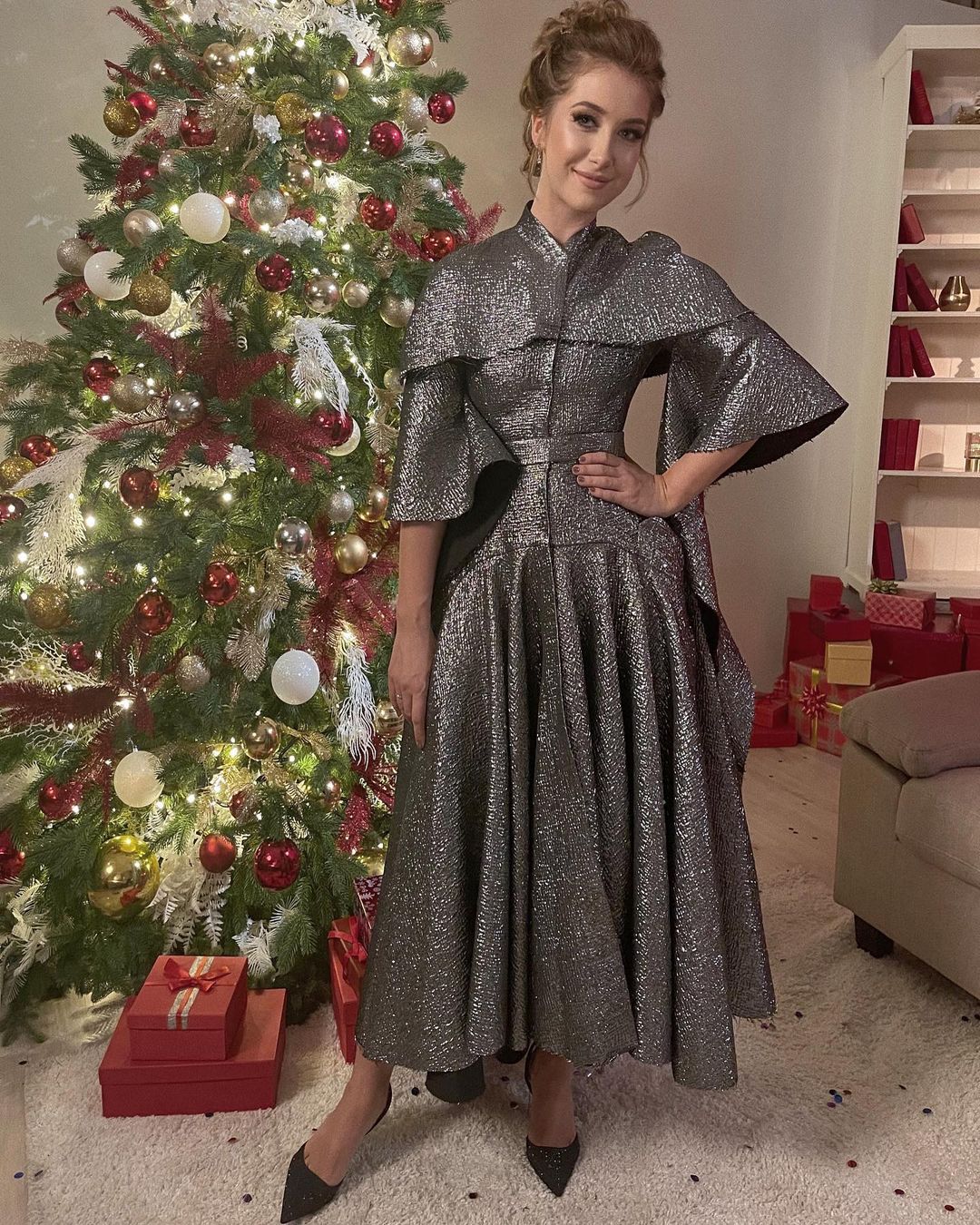 Больно и неприятно: дочь Снежаны Егоровой отреагировала на слова матери о поддержке Путина