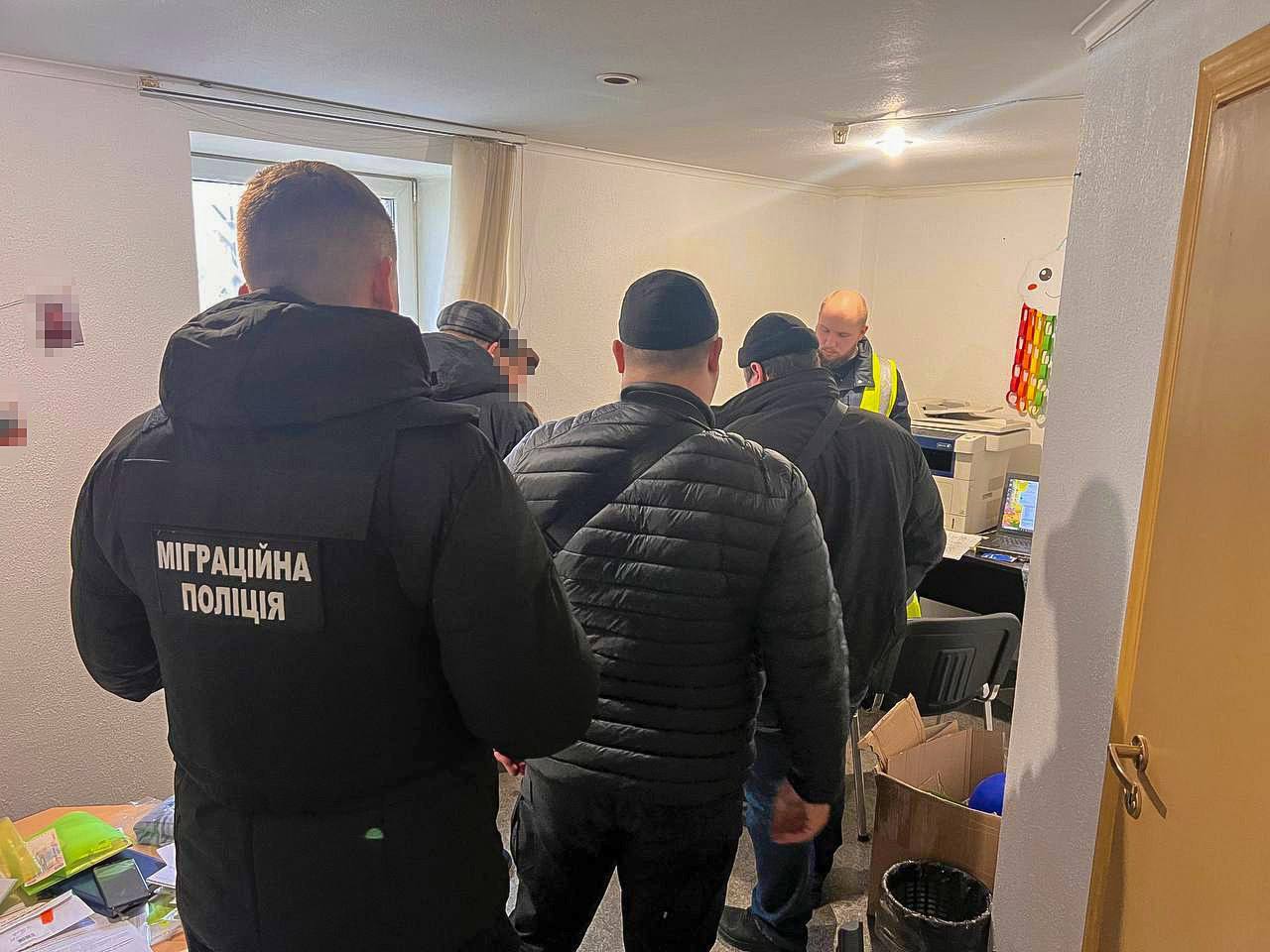 У Києві вихователі дитячого садка катували дітей: деталі