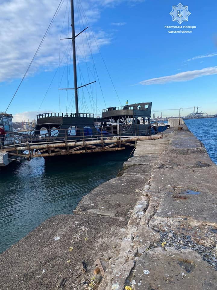 В Одесі жінка вкрала яхту і намагалася доплисти на ній в Миколаїв: відео угону