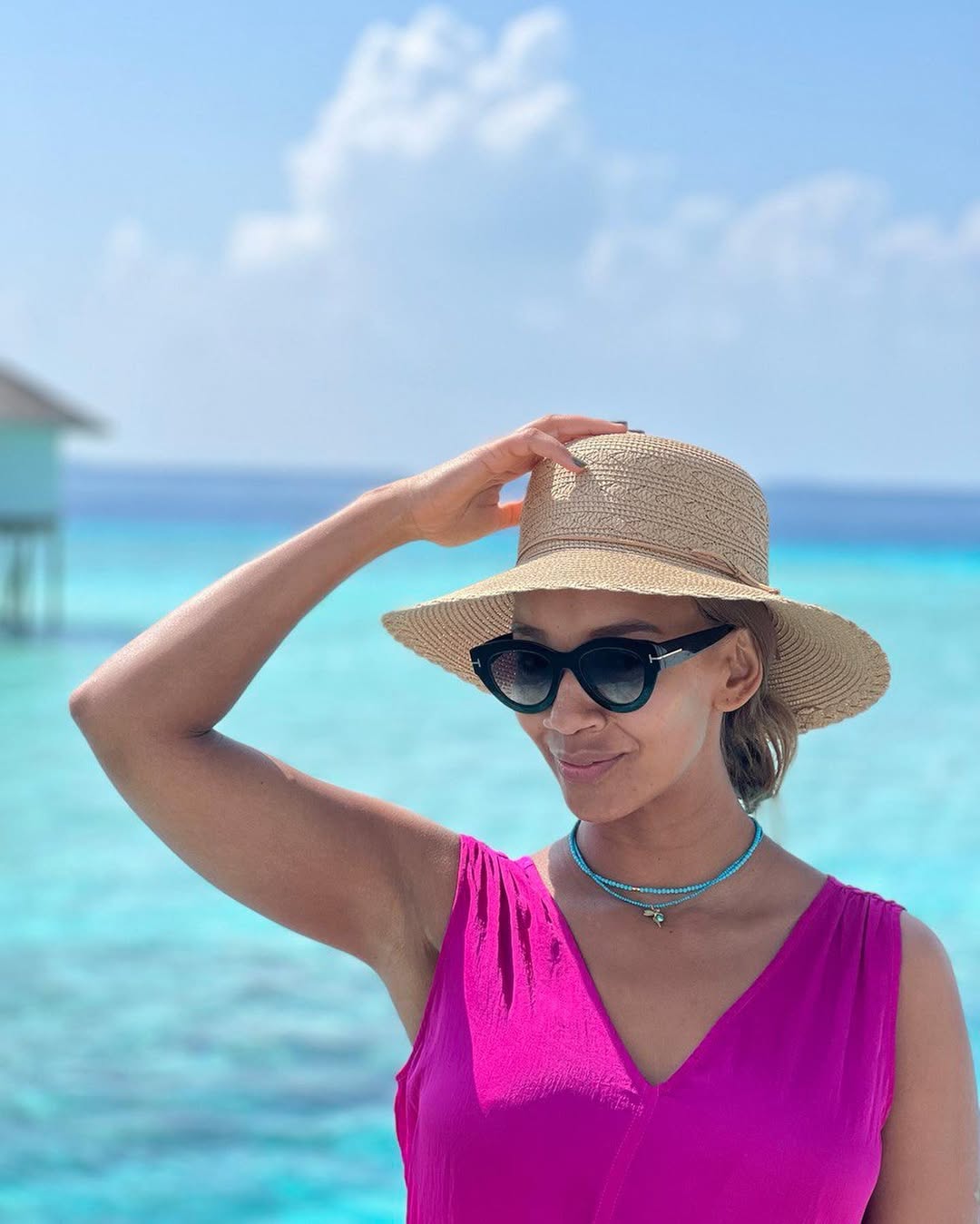 Була обличчям телеканалу М1, а тепер мовчить про війну: куди зникла Вікторія Батуі