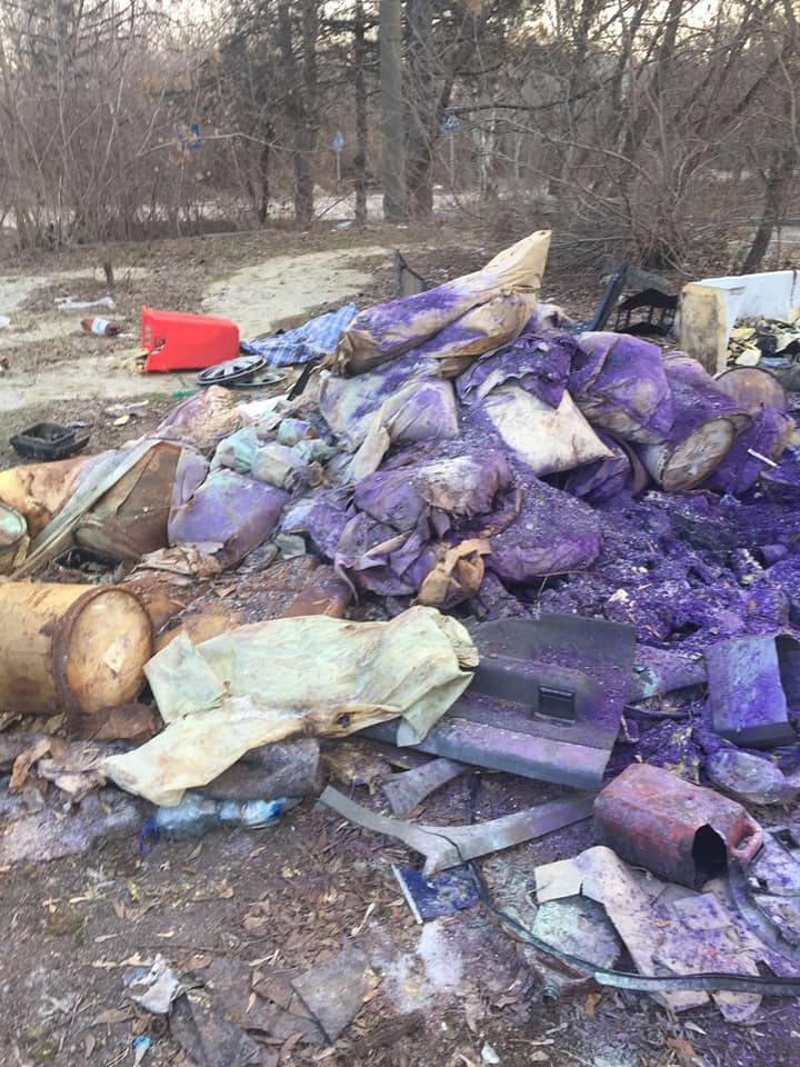 В национальном заповеднике "Хортица" обнаружили свалку химических отходов