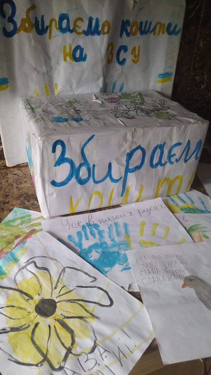 Ми маленькі волонтери! Во Львовской области дети организовали собственный штаб для помощи ВСУ