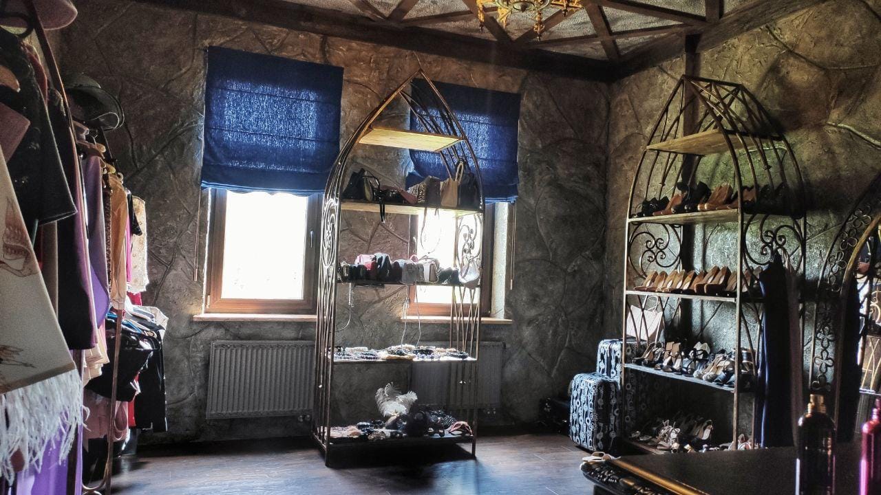 Під Києвом продають середньовічний замок: як виглядає пропозиція за мільйон доларів