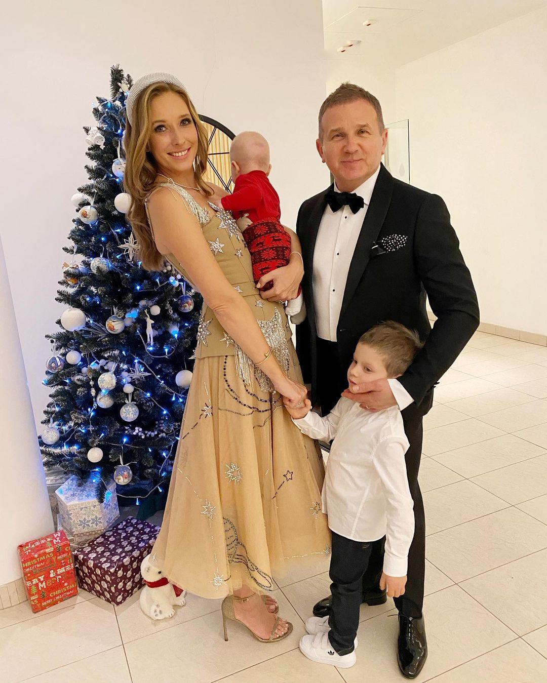 Горбунов эмоционально рассказал о разлуке с сыновьями: младший уже не сразу узнает папу