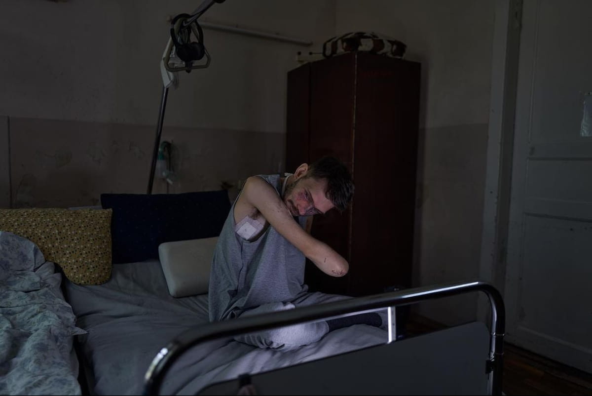 Потерял руки, зрение и отчасти слух. Жена раненого воина растрогала до слез историей своего мужа